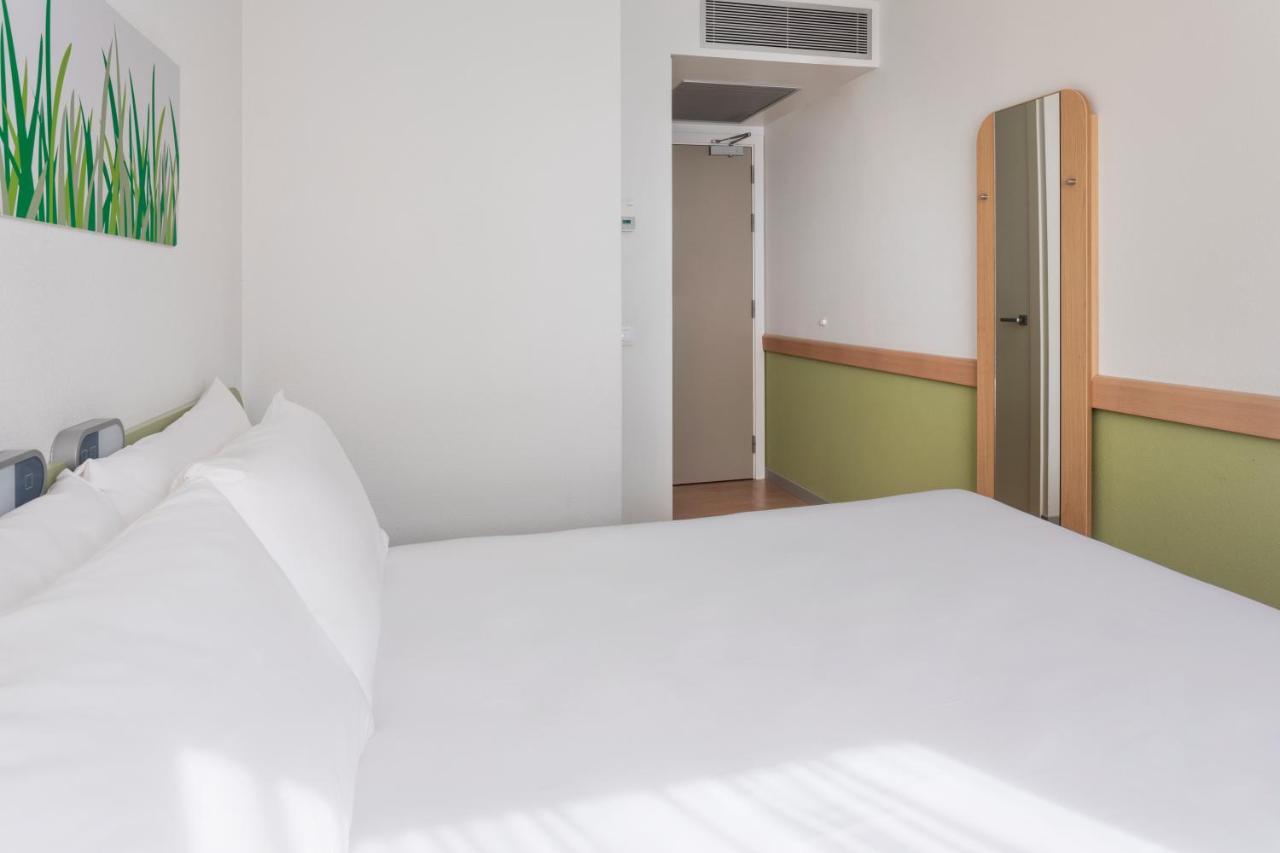 B&B Hotel Zaragoza Plaza Mozart Exterior foto