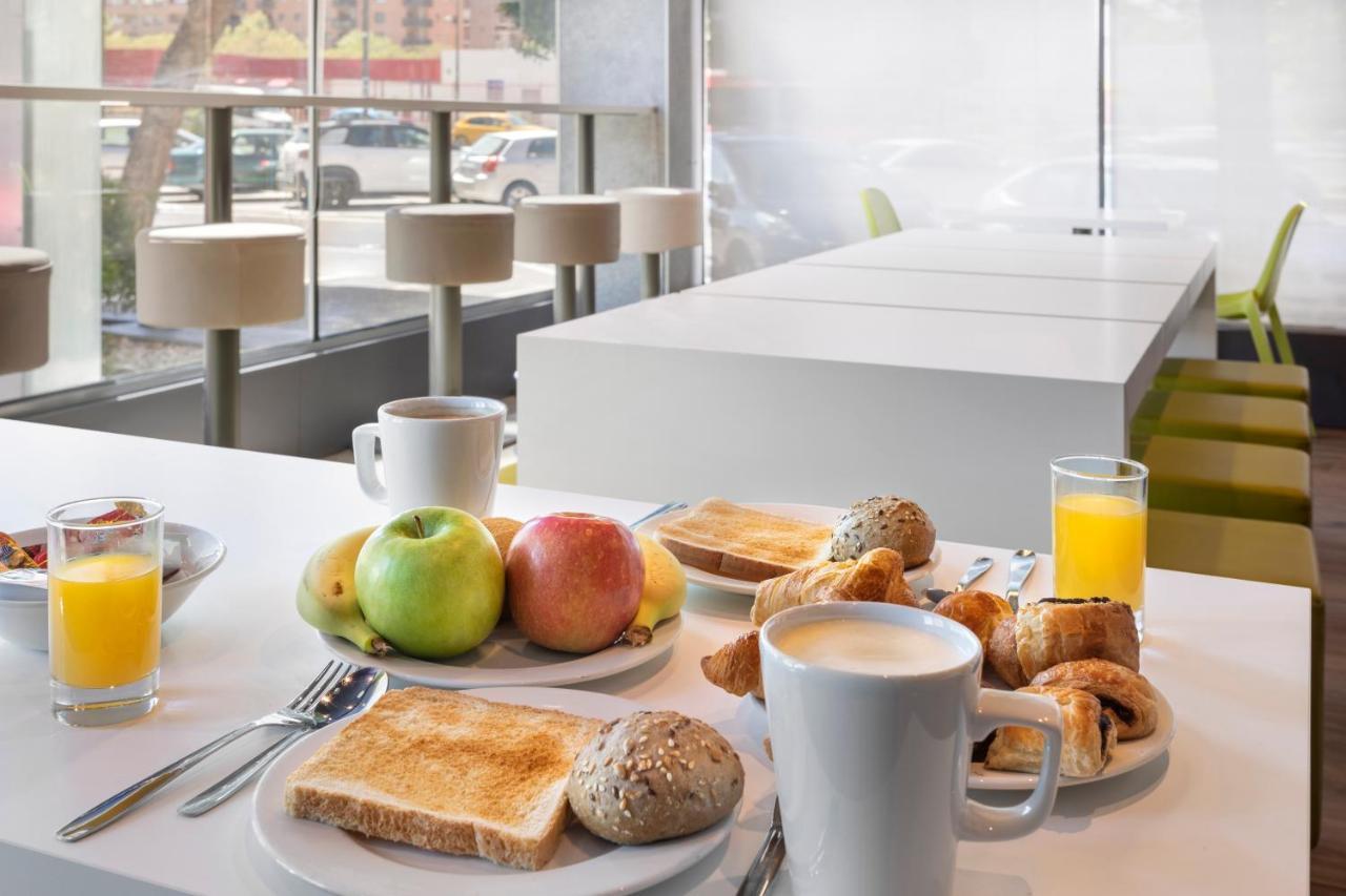 B&B Hotel Zaragoza Plaza Mozart Exterior foto